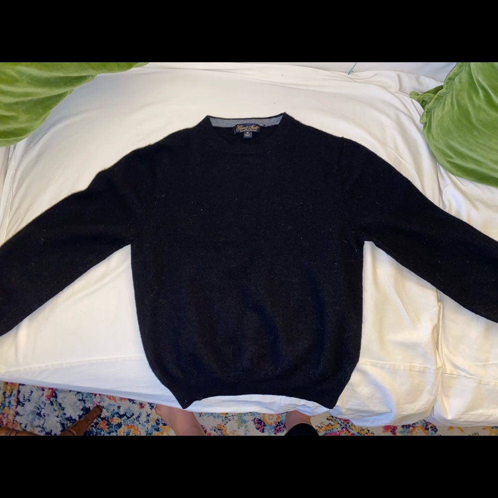 Garret Scott Extra Fine Merino sweater size M. GUC